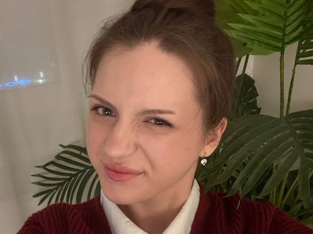 PetrinaFranceski Nude