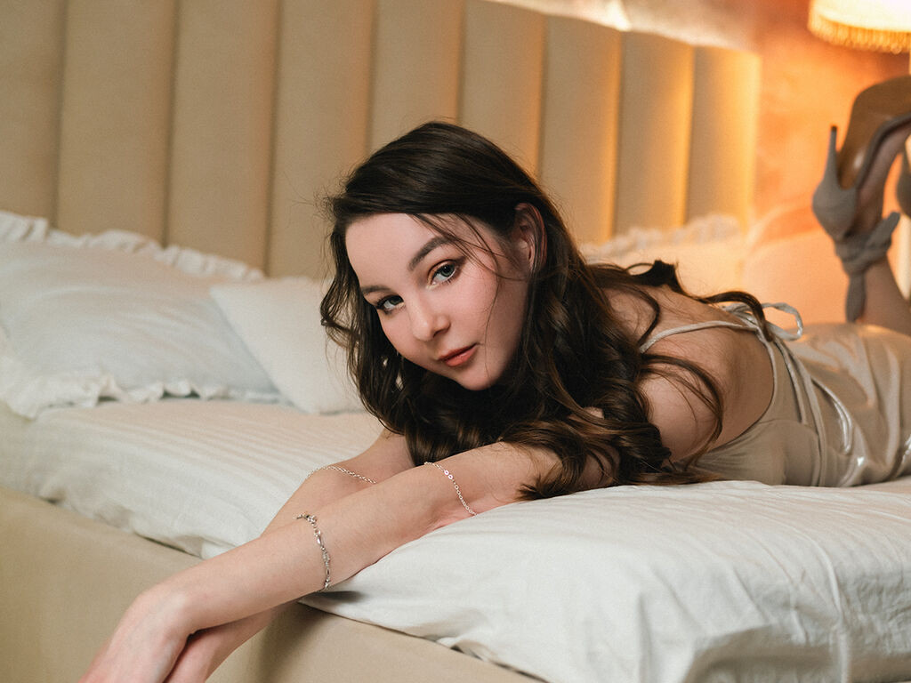 PollyGlen LiveJasmin