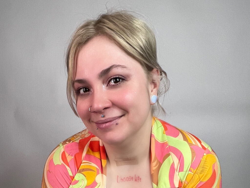 PoppyWolles LiveJasmin