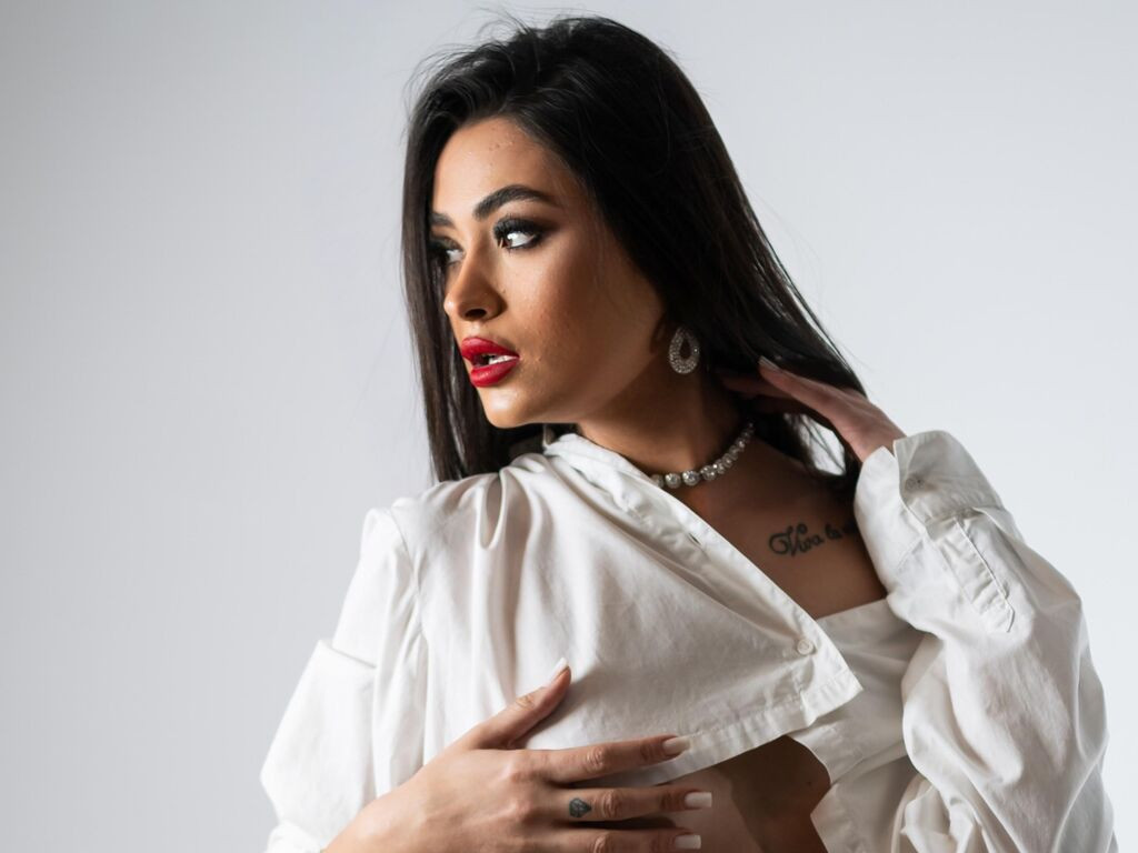 PrettyLiaa LiveJasmin