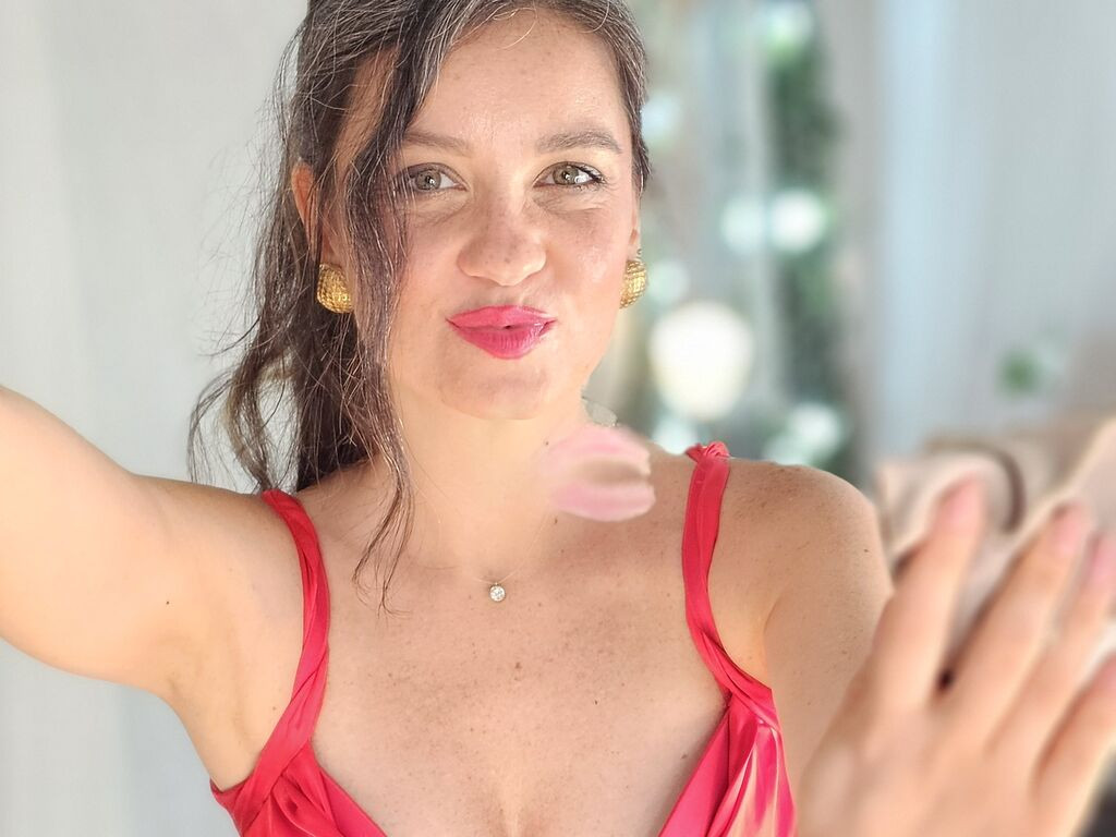 PricelessMargot LiveJasmin