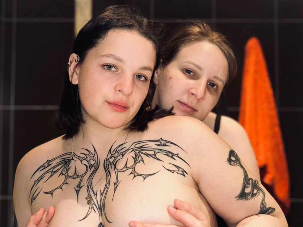 PrimroseAndMildr LiveJasmin