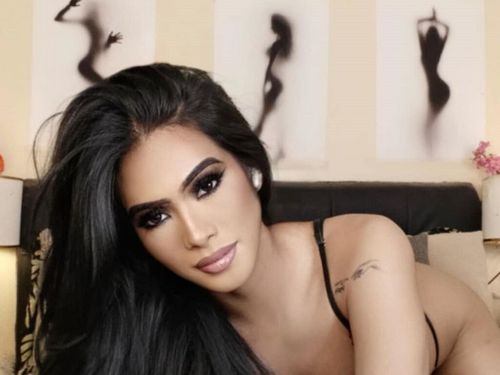 QueenNylha LiveJasmin