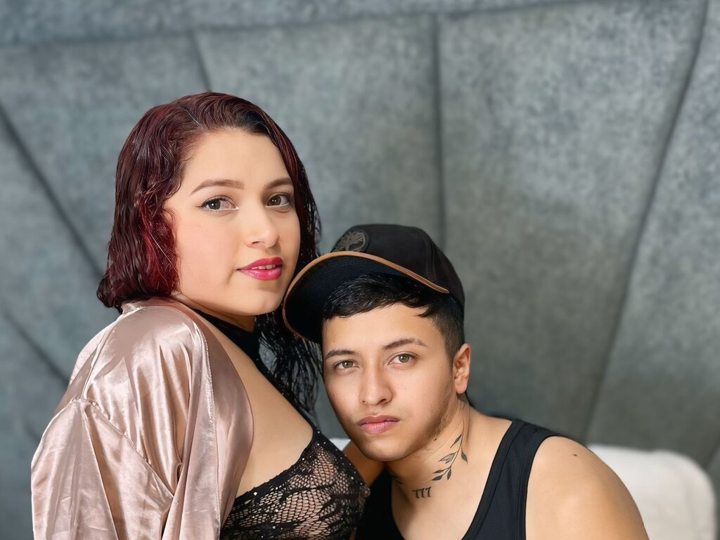 ReginaAndTom LiveJasmin