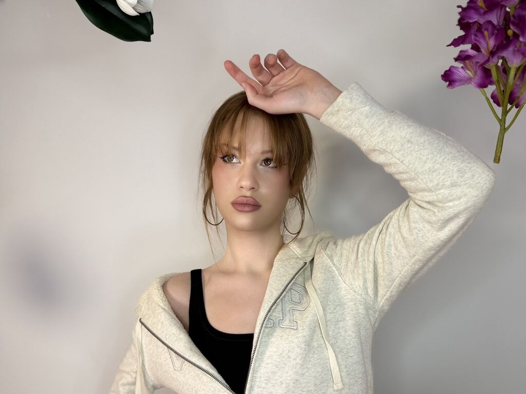 RegineMcever LiveJasmin