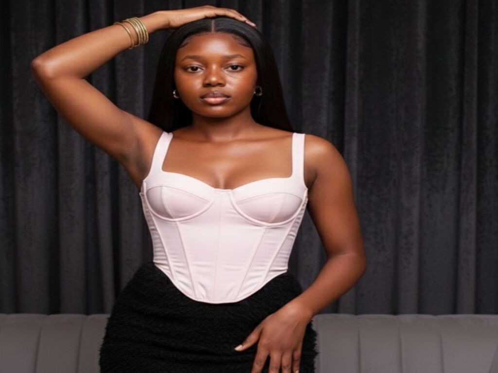 RinaFlames LiveJasmin