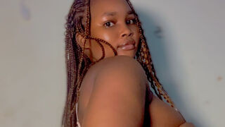 RinaRia Cam
