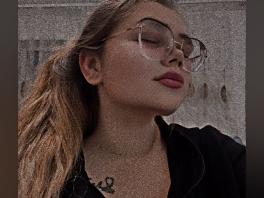 RitaTia Nude