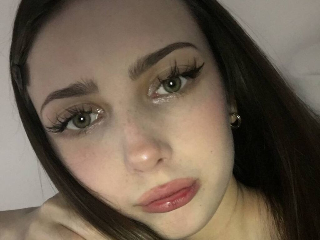 RivaWhittall LiveJasmin