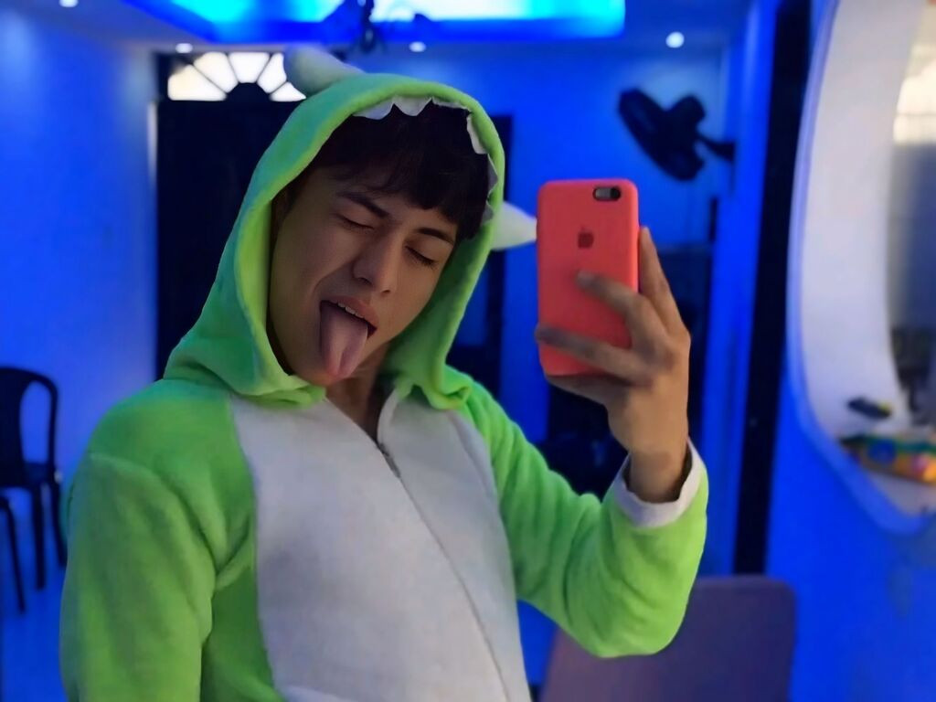 RobertMike LiveJasmin