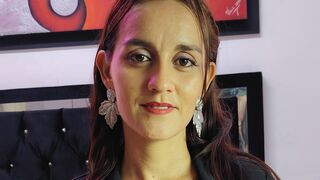RosaliaRivera Cam