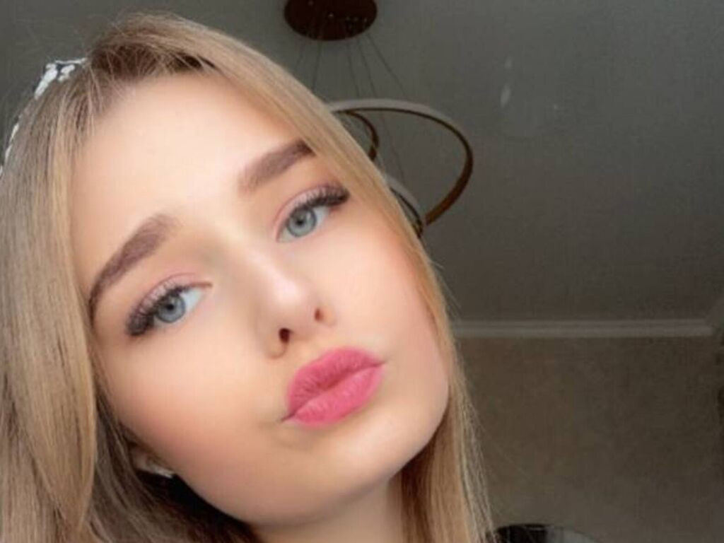 RoseannePearcey Desnudo