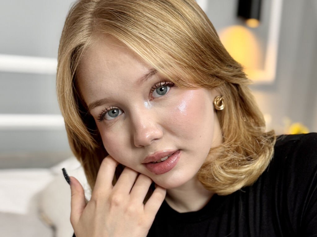RousLine LiveJasmin