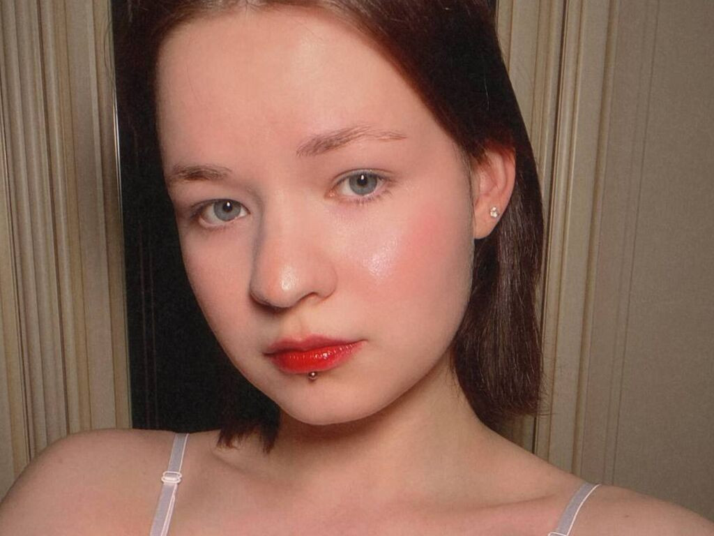 RouseWhite LiveJasmin
