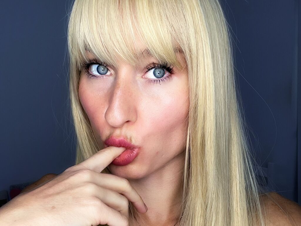 RoxanneEclipse LiveJasmin