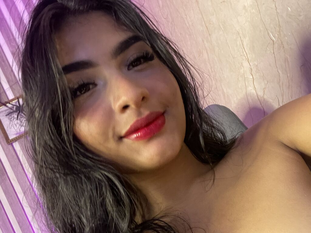 SabrinaDuke LiveJasmin
