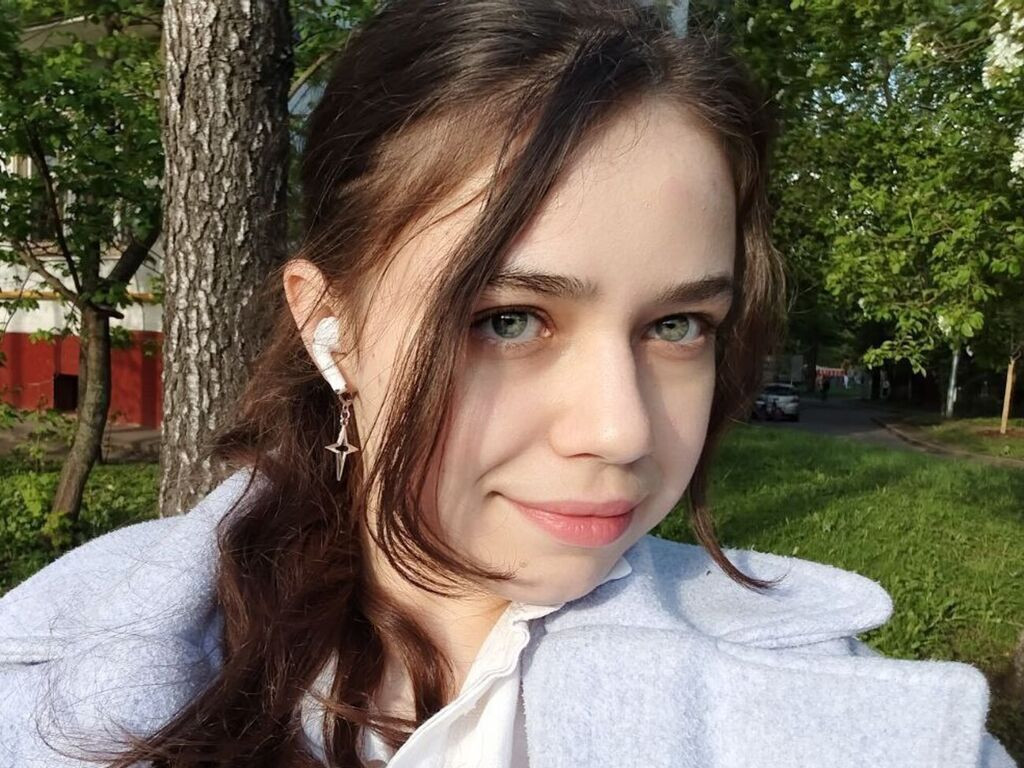 SadieAsay LiveJasmin