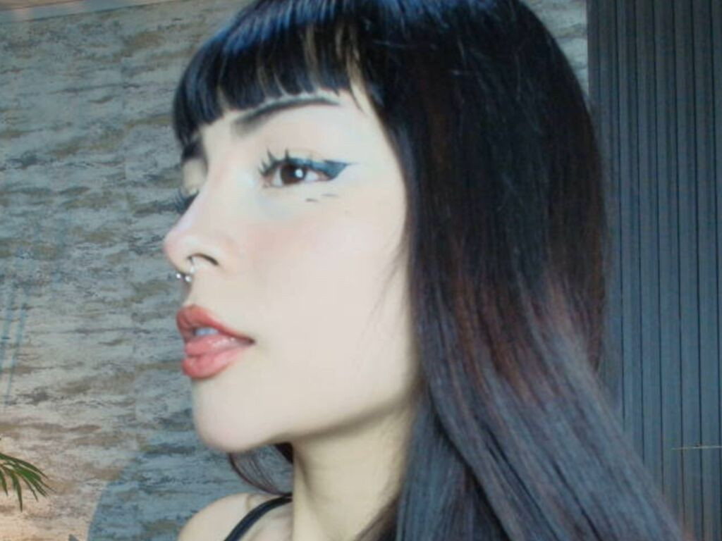 SakuraRapper Desnudo