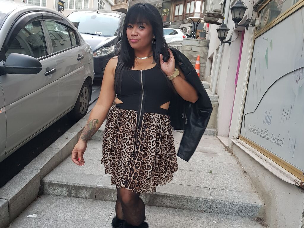 SamiyaCloudz Desnudo