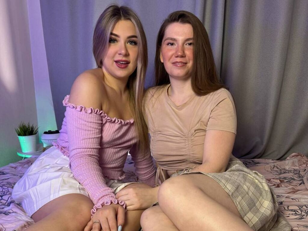 SandraAndTerra LiveJasmin