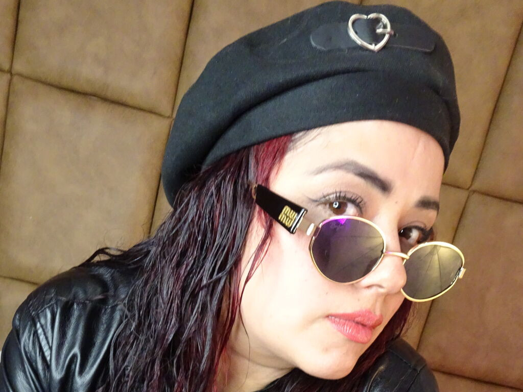 SandyGuzman LiveJasmin