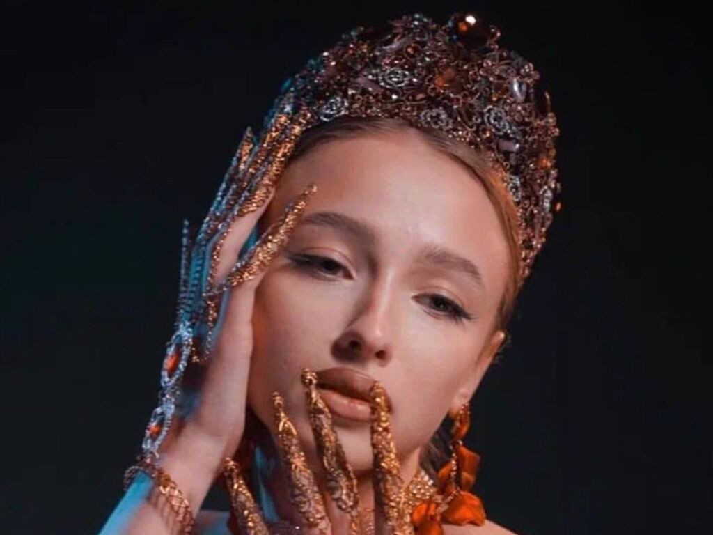 SantanaOtterson LiveJasmin