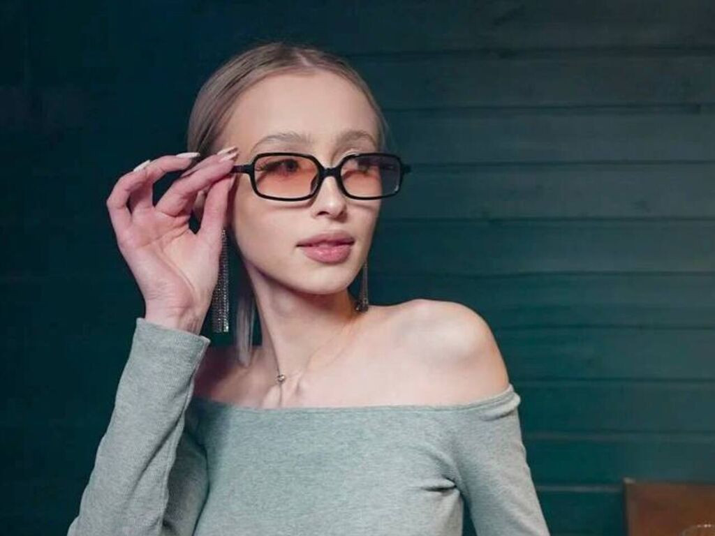 SantanaOtterson Desnudo