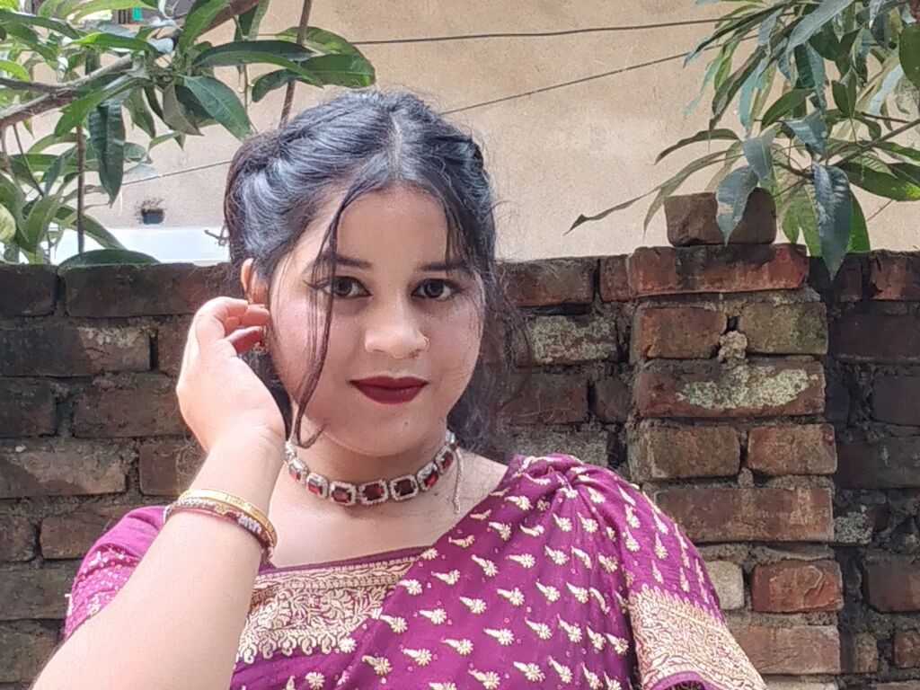 SaraAlisk LiveJasmin