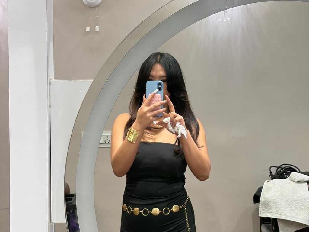 SaraMehta LiveJasmin