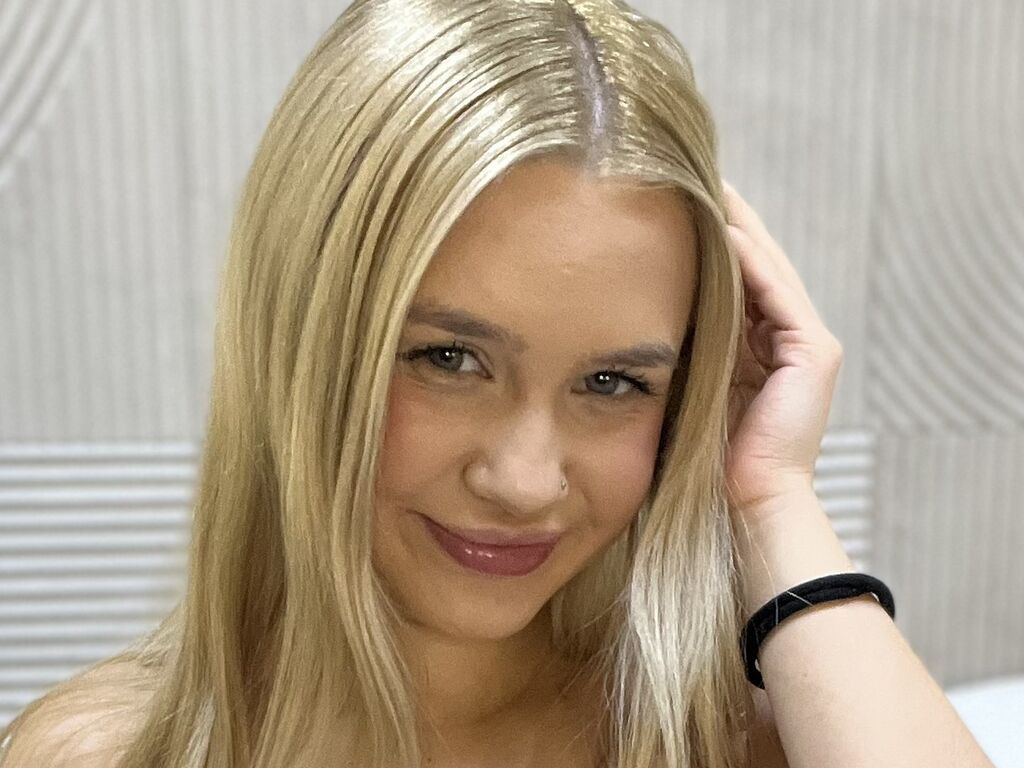 SarrahSky LiveJasmin