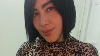 ScarlettColombia Cam