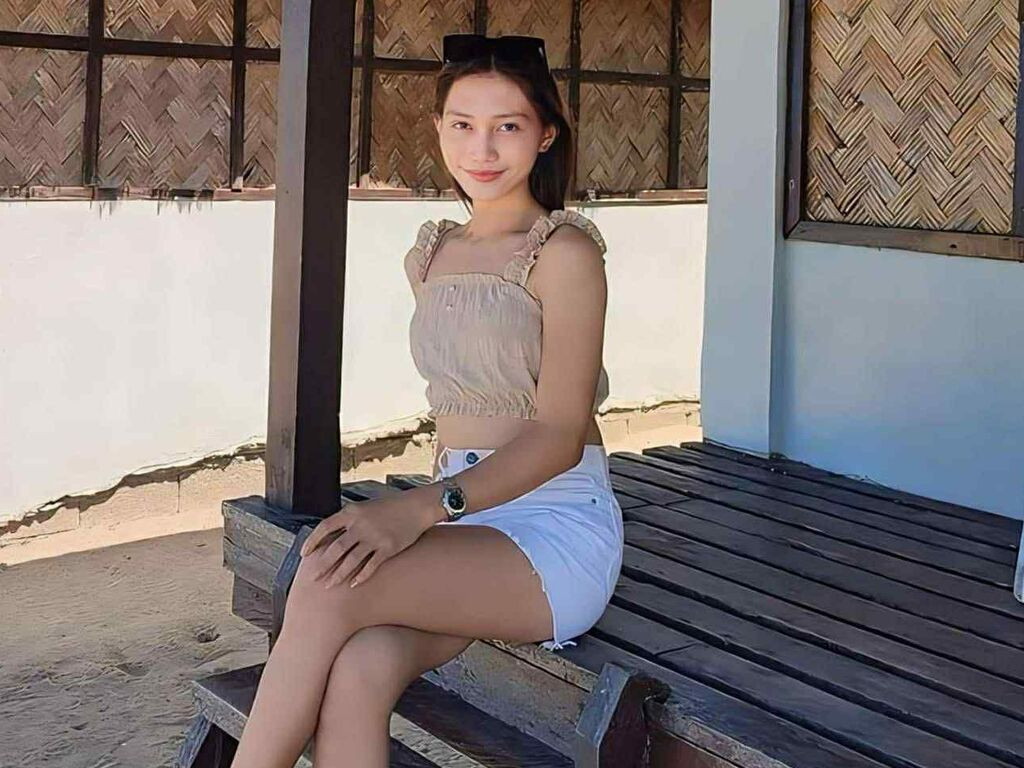 SerpentinaWilson Nude