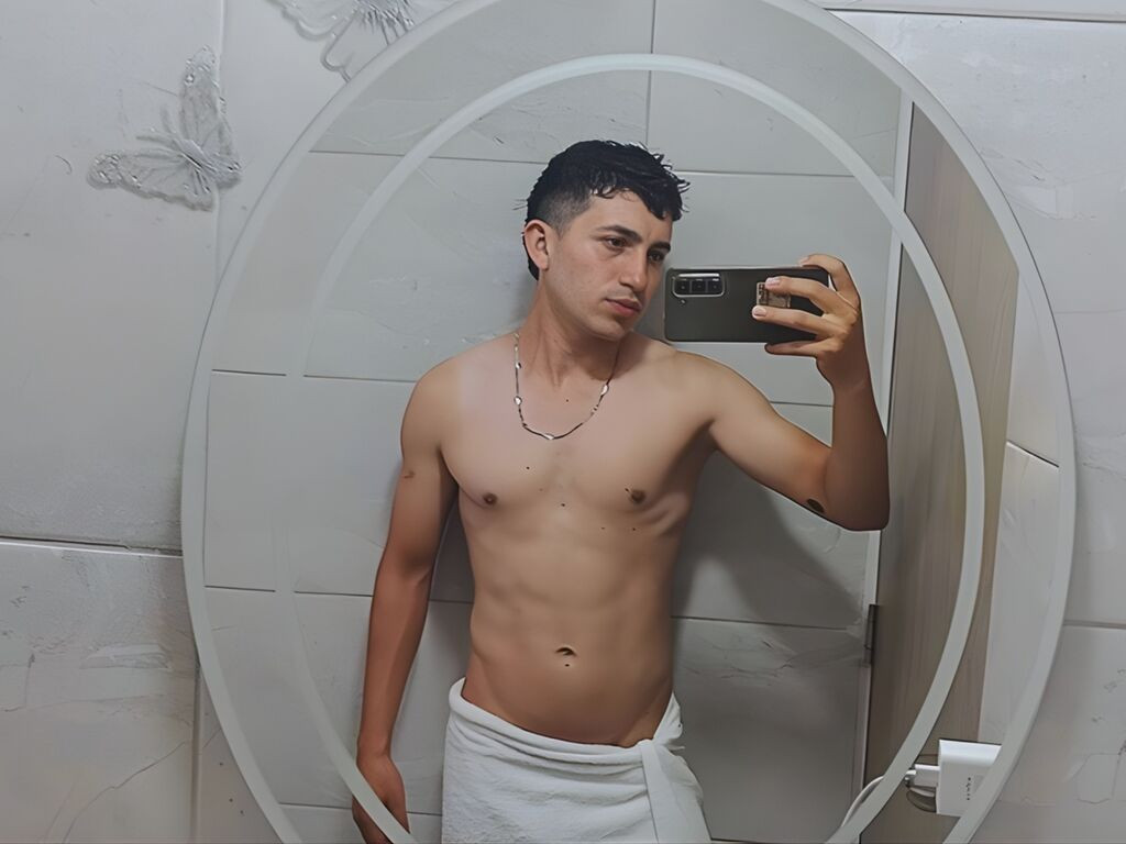 SharleeGum LiveJasmin