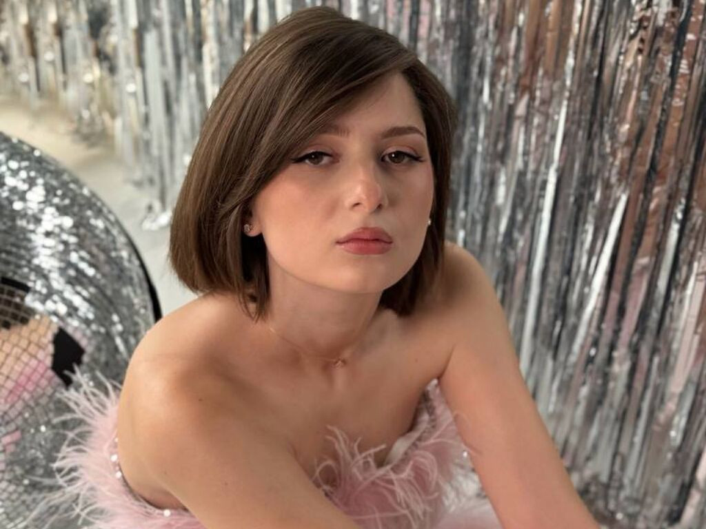 ShelySky LiveJasmin