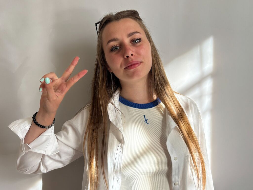 ShemekaBurdess LiveJasmin