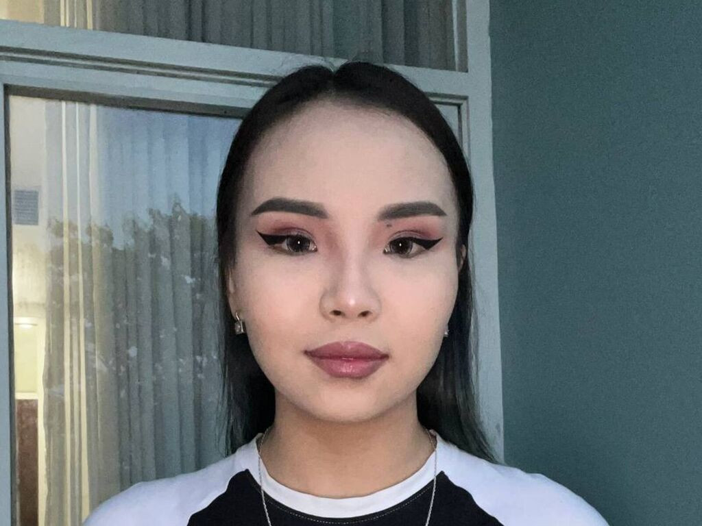 SherellTreister LiveJasmin