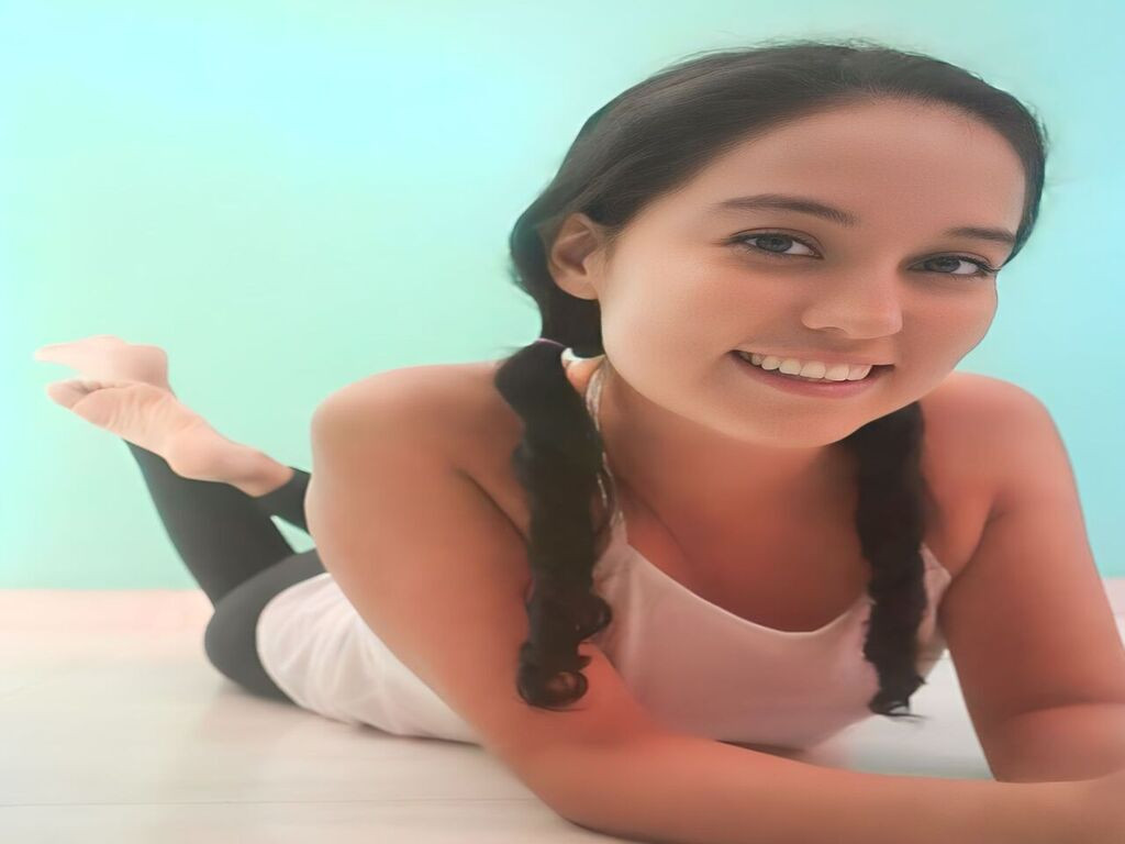ShirlyRojas LiveJasmin