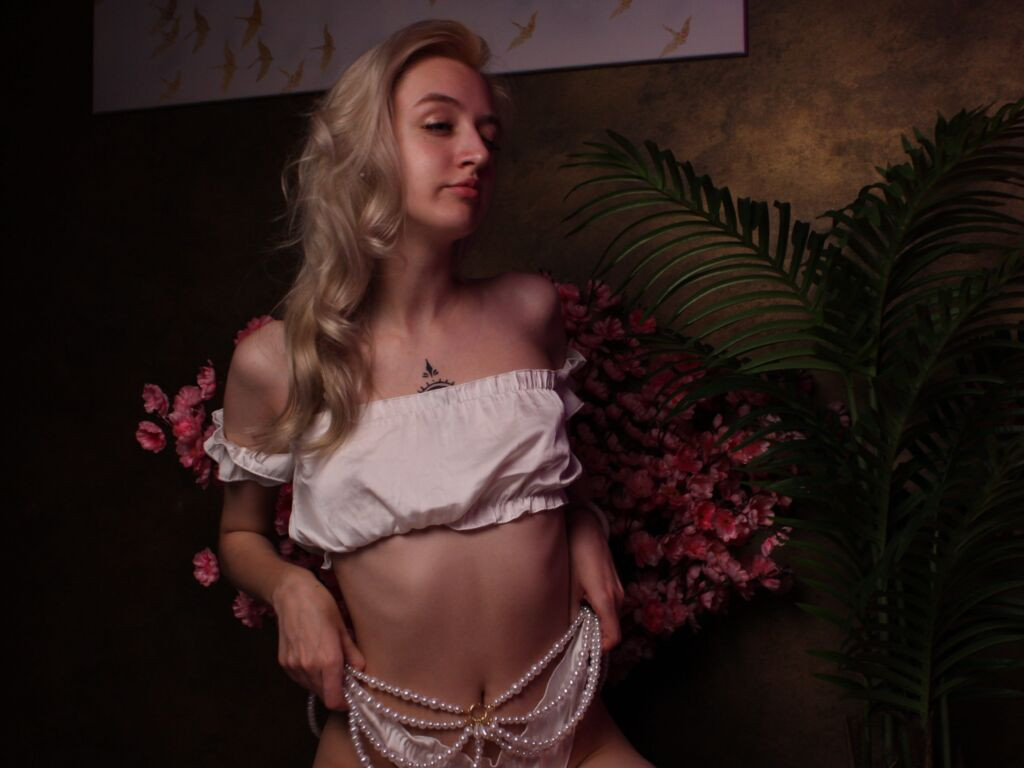 ShiroLee LiveJasmin
