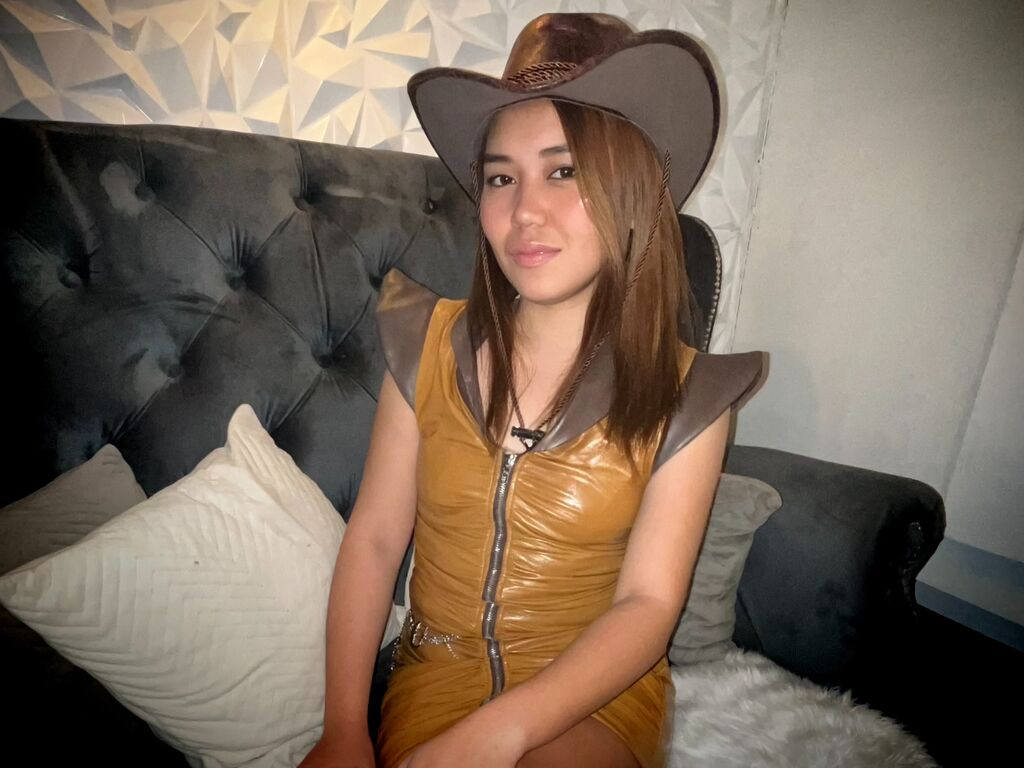 SiennaLatt LiveJasmin