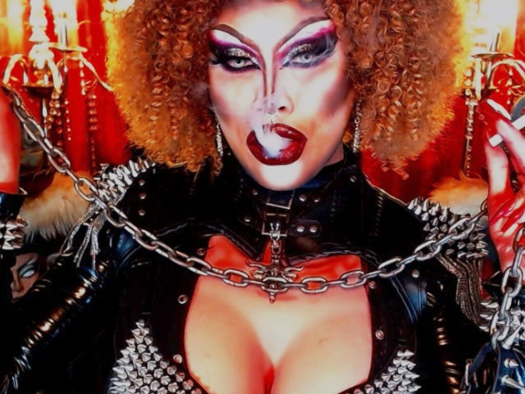 SindelLuna LiveJasmin