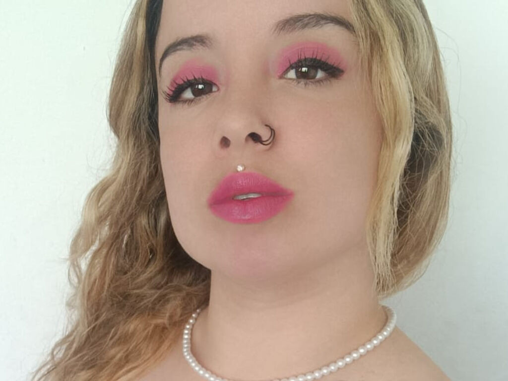 SofiaAmuleto Desnudo