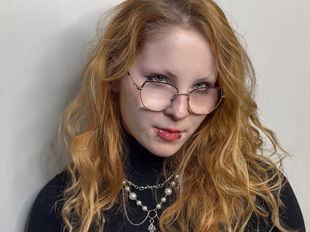 SofiaDyson LiveJasmin