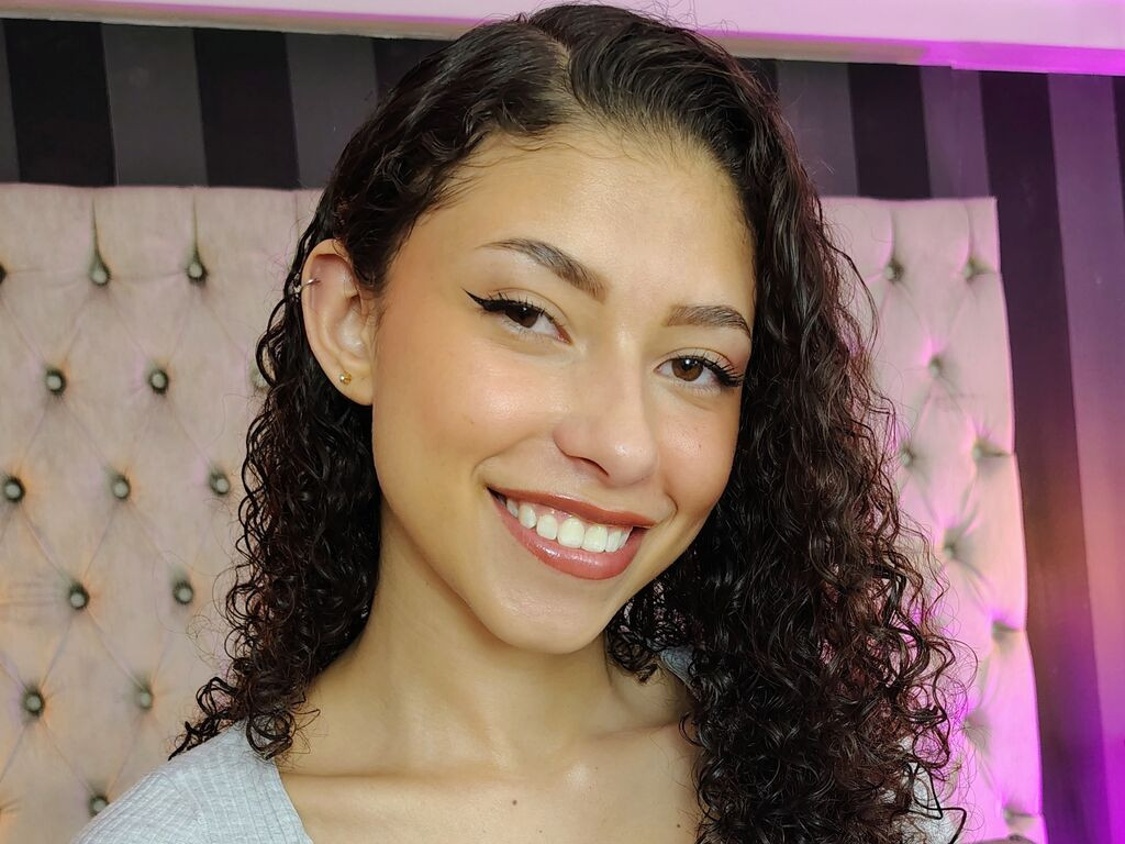 SophiaLuthor LiveJasmin