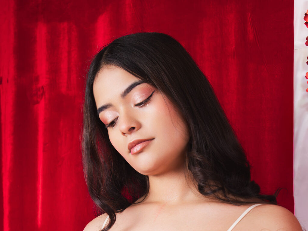 SophieAdamst LiveJasmin