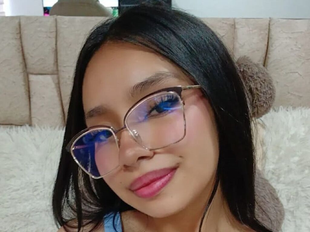 StefanyGreen LiveJasmin