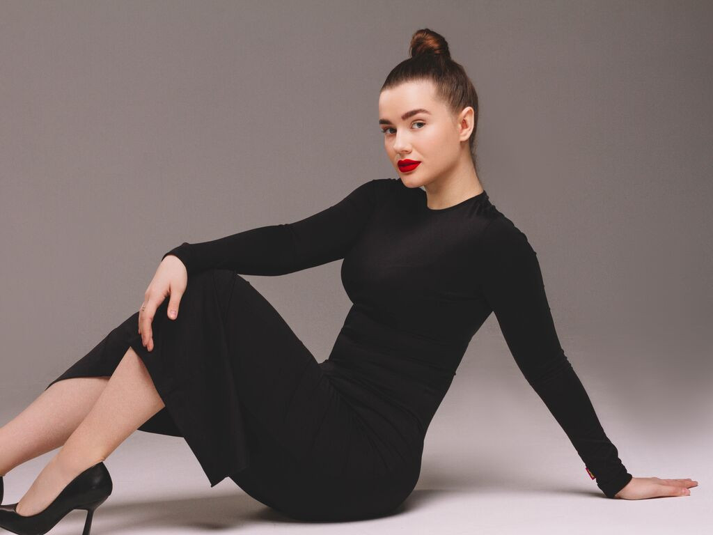 StephanieForward LiveJasmin