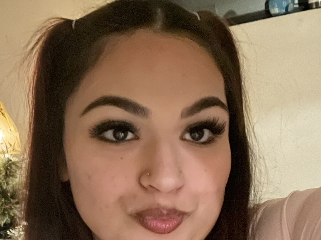 Sweetievee LiveJasmin