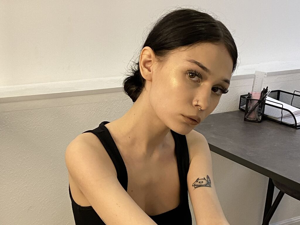 TaliaHicks LiveJasmin