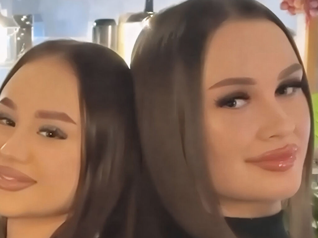 TamelaAndMagdale LiveJasmin