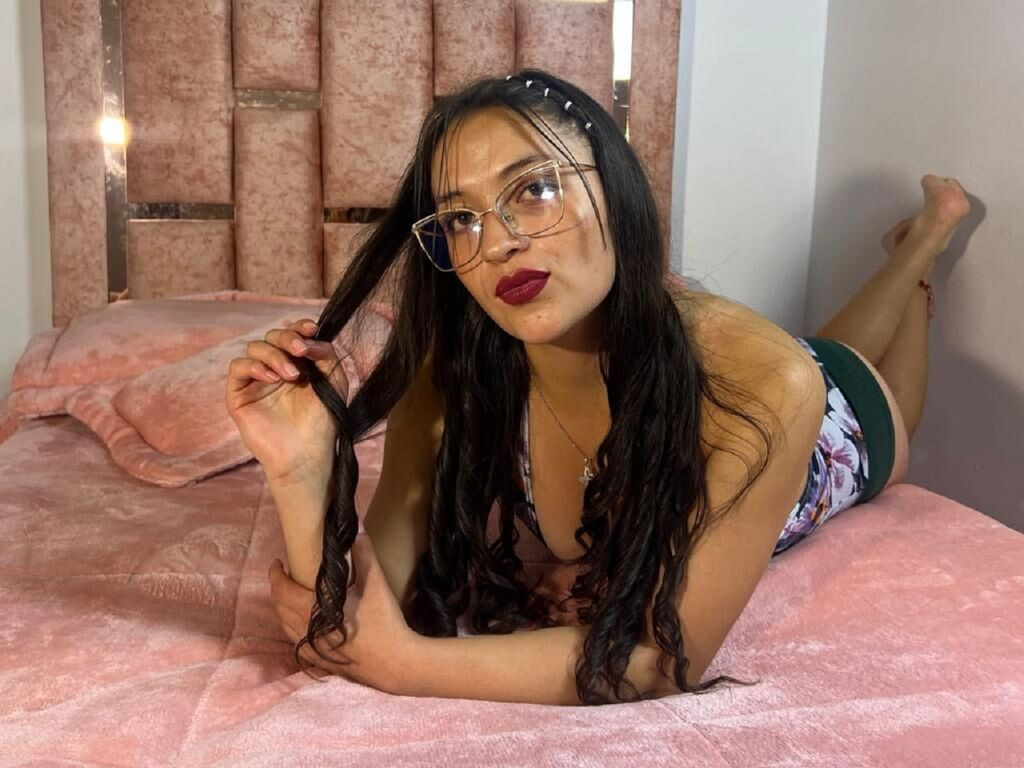 TamyGuzman LiveJasmin